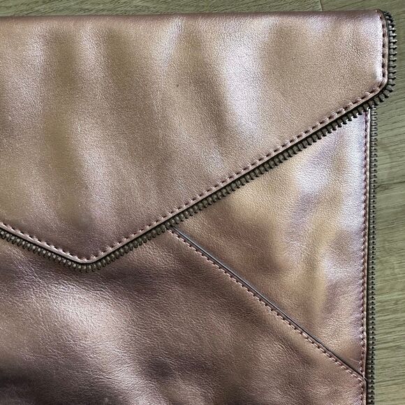 Rebecca Minkoff Rose Gold Leather Leo Clutch Envelope Zipper Edge - Picture 5 of 11